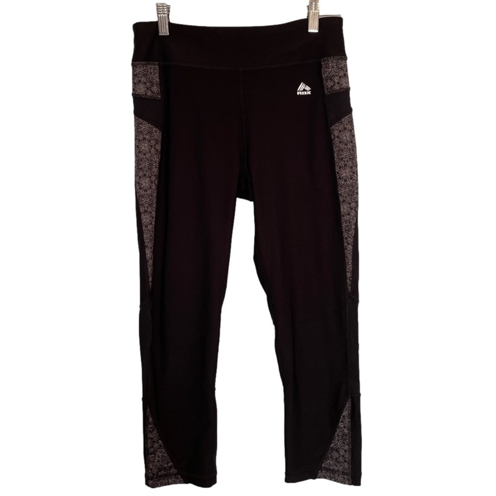 Reebok 3/4 Leggings Black and Grey Design With Mesh Patches Size M